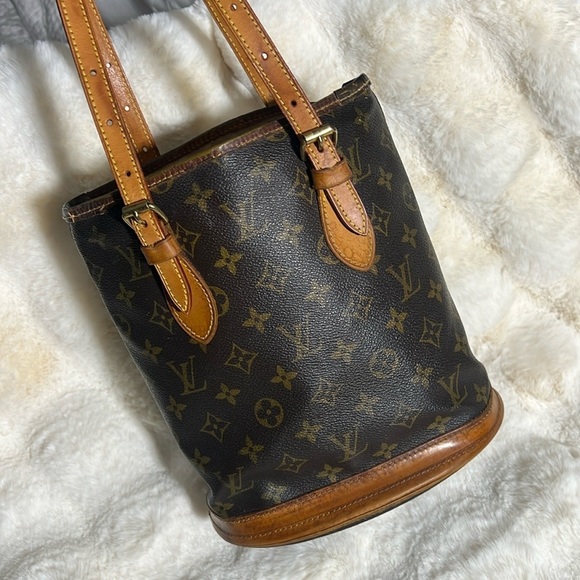 Louis Vuitton Handbags - Louis Vuitton Monogram bundle Bucket PM. auth# SR 0948 ORIGINAL